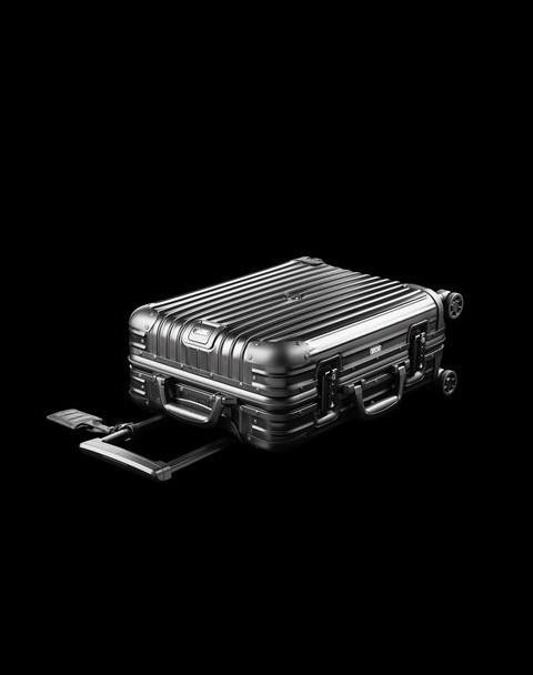 【MONCLER】RIMOWA&MONCLER TSAロック付 スーツケース ブラック 7090110