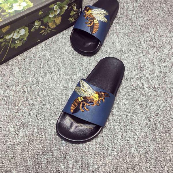 大注目！☆Gucciグッチ コピー スライドサンダル/スリッパ Blue Bee 7060515