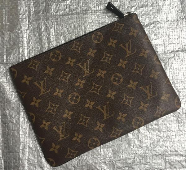 ルイヴィトンスーパーコピー Louis Vuitton モノグラム･キャンバス ポシェット・プラットMM M62378