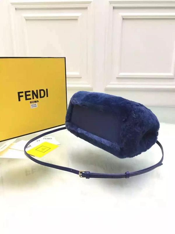 【2015秋冬新作】FENDI フェンディコピー Peekaboo トート ミニ