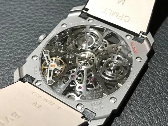 2017新作 ブルガリ スーパーコピー オクト フィニッシモ スケルトン BGO40TLXTSK