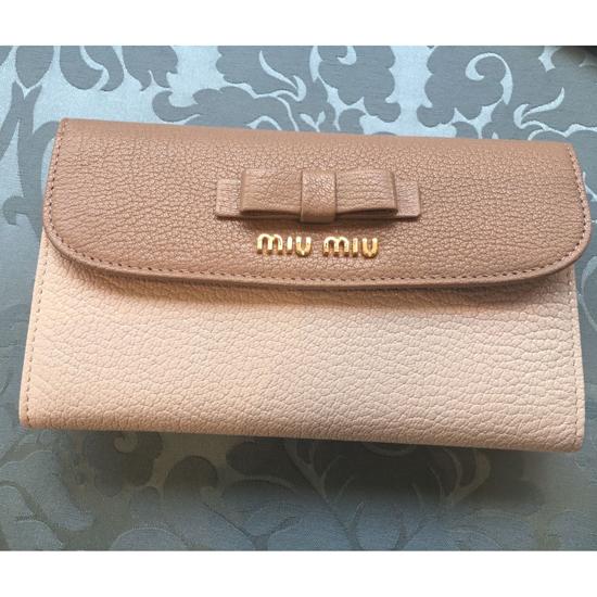 【SALE】Miumiu スーパーコピー♪マドラスリボン折りたたみがま口財布☆7091501