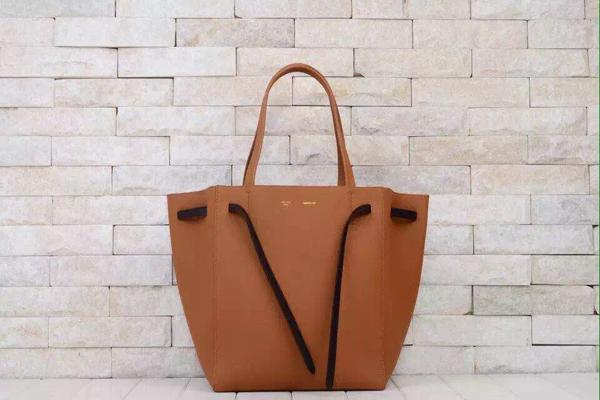 2015秋冬新着★CELINE セリーヌスーパーコピー★ベルト付スモールカバファントム★ボルドー 176703A38