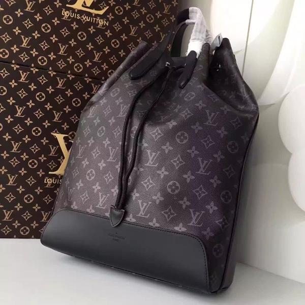 ルイヴィトンスーパーコピー 雑誌掲載Louis Vuitton☆黒モノグラム/バックパック M40527
