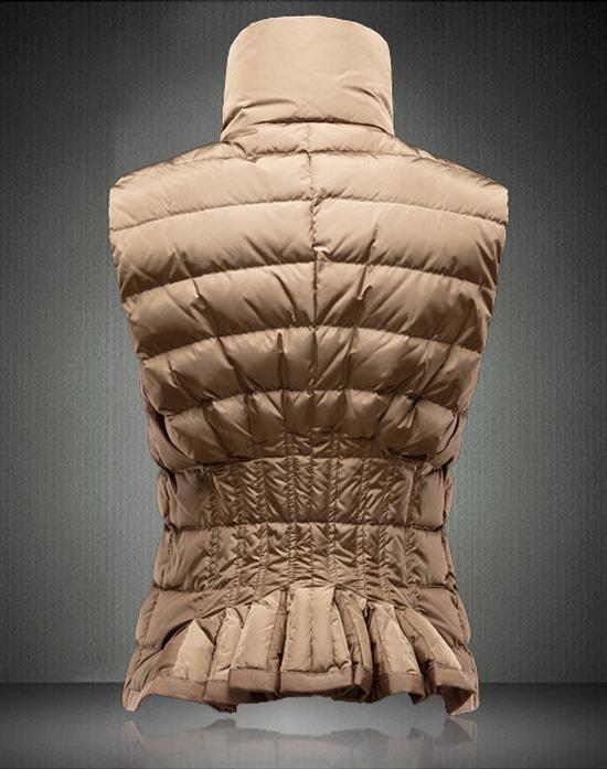 業界最高品質の海外 モンクレール コピー 秋冬新作 MONCLER レディースダウンベスト 3017