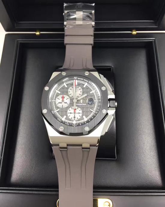 オーデマ・ピゲ スーパーコピー ロイヤルオーク オフショアクロノ ４４ｍｍ 26400IO.OO.A004CA.01
