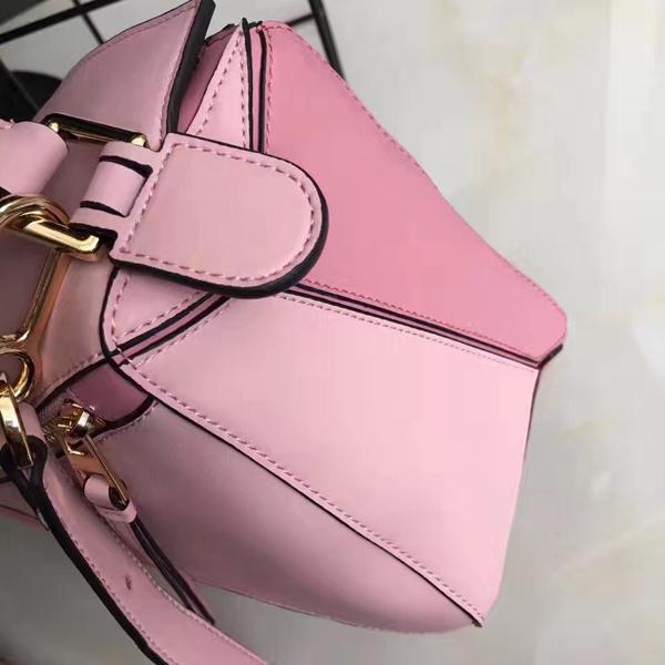 2017新作 LOEWE ロエベスーパーコピー【Puzzle Small Bag】パズル バッグ S ☆ピンク☆322.30UK77