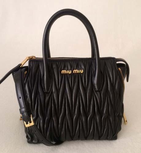 Ｓサイズ☆ミュウミュウ スーパーコピー マトラッセNAPPAトート２way 5BA003