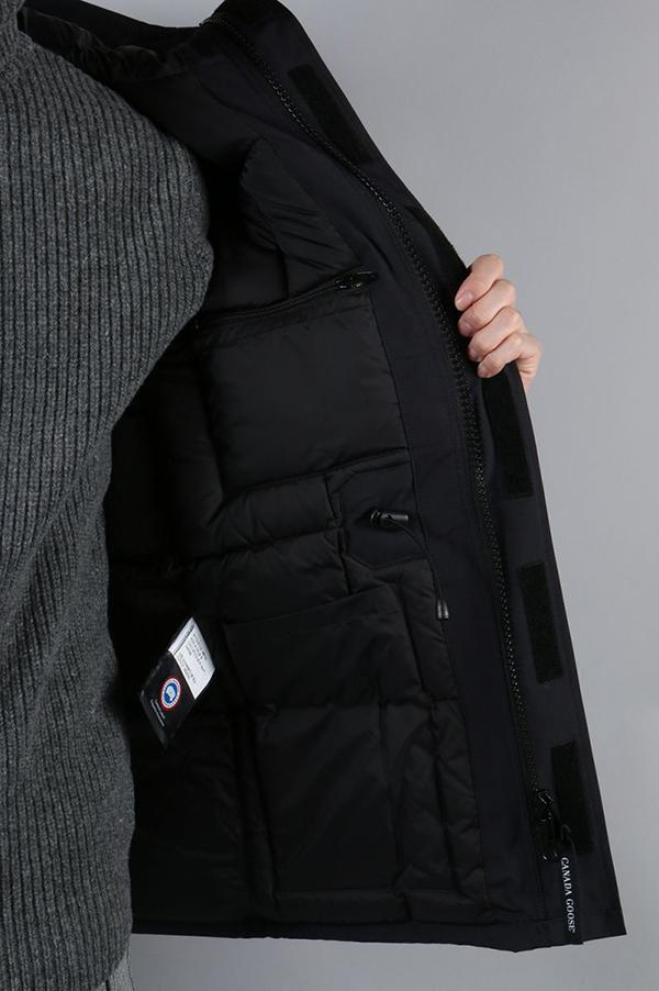 カナダグース スーパーコピー メンズ CITADEL PARKA (シタデル) NAVY (622040037)
