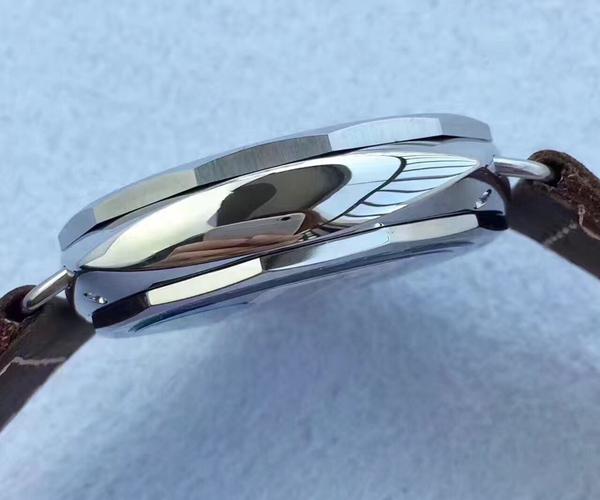 パネライ スーパーコピー ラジオミール ３デイズ アッチャイオ ４７ｍｍ 世界限定１０００本 PAM00687
