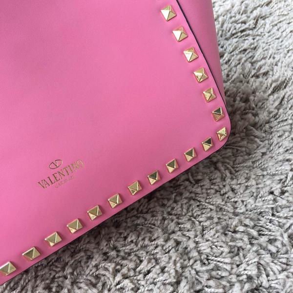 Valentino ヴァレンティノスーパーコピー バレンティノ ロックスタッズ トートバッグ　スモール IW9B4399NWB