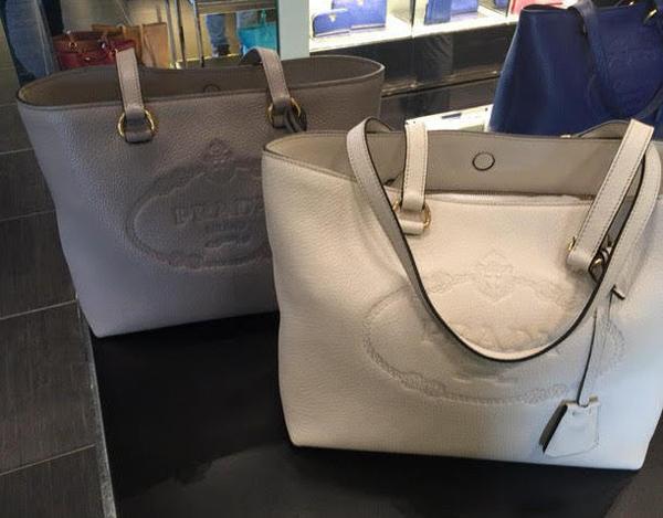 素敵♪♪使える☆《PRADA》プラダスーパーコピー 刻印ロゴVIT.DAINO トート 色々カラー 1BG100 