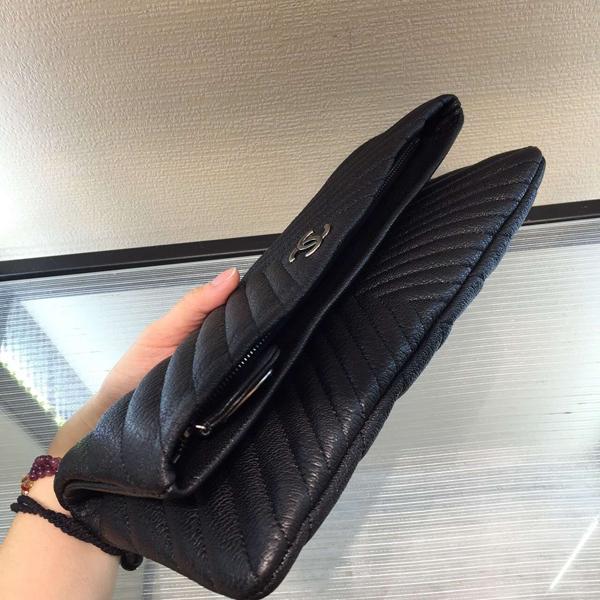 16AW Chanel シャネルスーパーコピー 超使える キャビアクラッチG金具