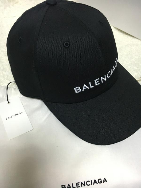 【BALENCIAGA】関税送料込 大人気のロゴキャップ コピー 黒 7051206