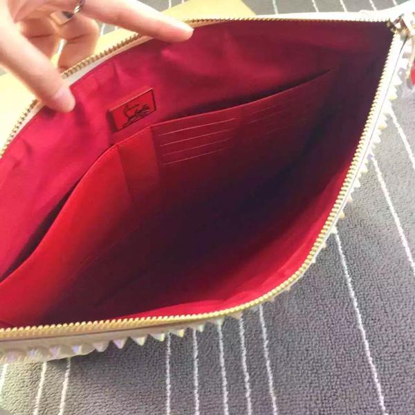 大人気 クリスチャンルブタン コピー Christian Louboutin ピーターポーチ クラッチバッグ 7042402