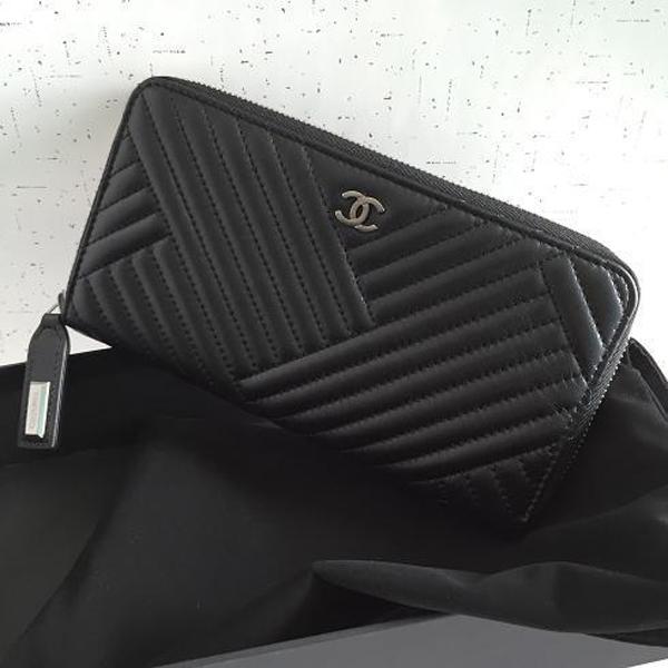 16AW 激レアブラックChanelシャネルスーパーコピー シェブロンV字 ラム素材