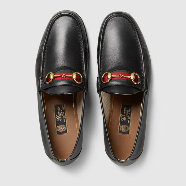【新作Gucciグッチ コピー 】シグネチャーレザー ホースビットローファー 386565 ARPA0 1098