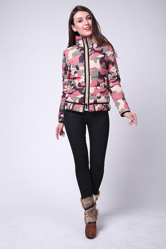 大人気 モンクレール コピー 2015-16新作 MONCLER レディース迷彩ダウンジャケット 6608