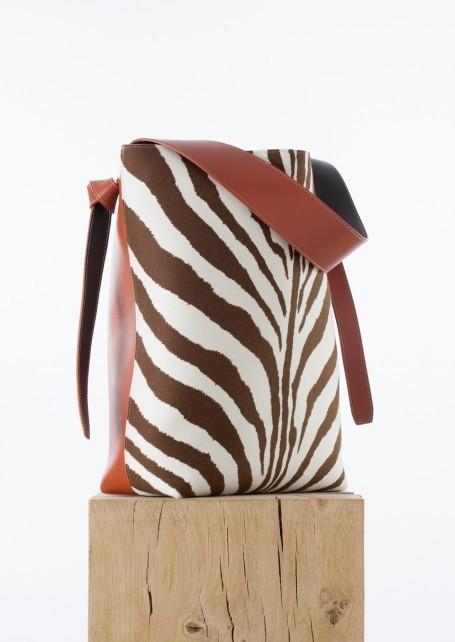新色 セリーヌスーパーコピー CELINE☆Small Twisted Cabas Tawny and Zebra 7040512