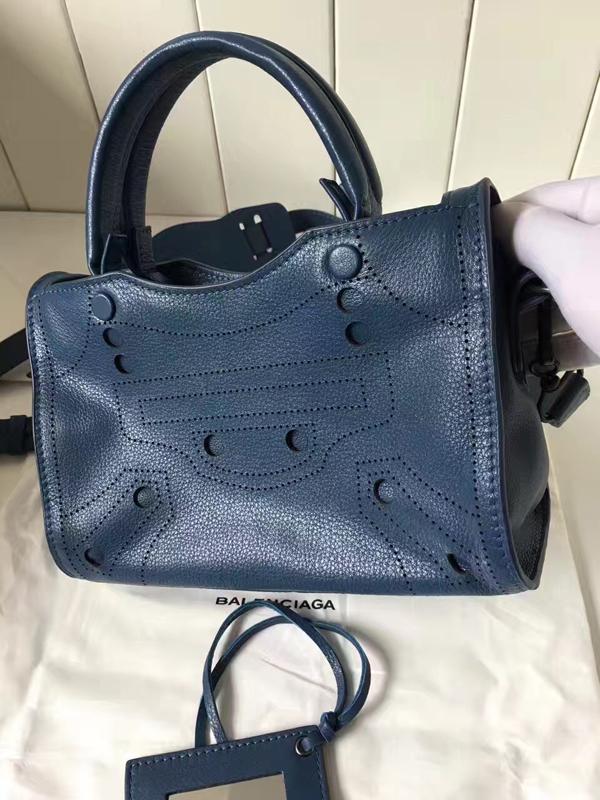 2017AW バレンシアガスーパーコピー Balenciaga ブラックアウト Sシティ B3710568
