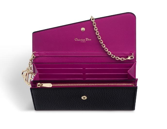 【Christian Dior】ディオール財布 コピー トリヨンレザーが醸し出す気品が漂う