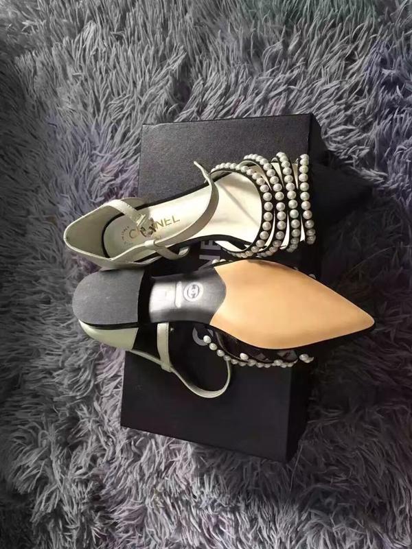 秋冬最新CHANEL シャネル コピー パールで格上げストラップパンプス素敵 豪華パールストラップパンプス 7060513 