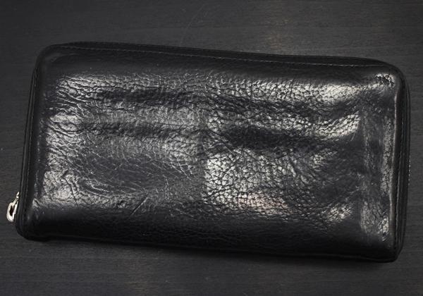 クロムハーツ財布 コピー ゼロピラミッドスタッズ レックウォレット ラウンドファスナー財布 ヘビーレザー Chromehearts611009