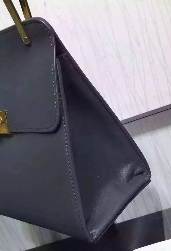 バレンシアガスーパーコピール ディス ジップ カルターブル S