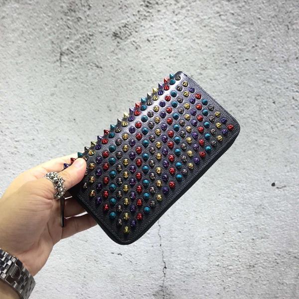 New クリスチャンルブタン コピー マルチスパイク長財布 Black 1165045M039