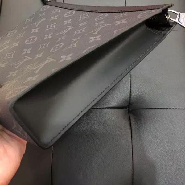 LOUIS VUITTON ルイヴィトン スーパーコピー モノグラムエクリプス クラッチバッグ M61692