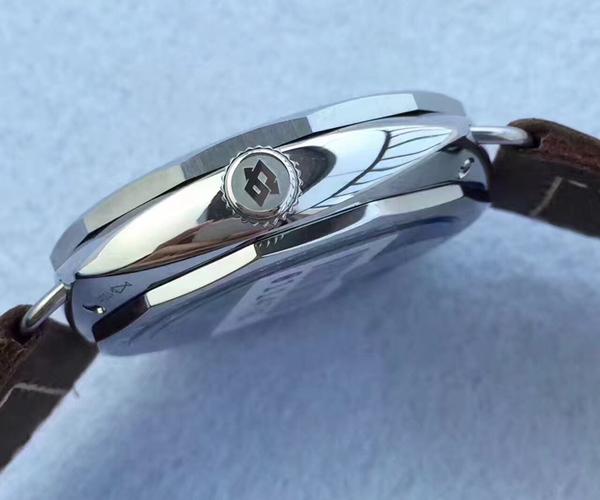 パネライ スーパーコピー ラジオミール ３デイズ アッチャイオ ４７ｍｍ 世界限定１０００本 PAM00687