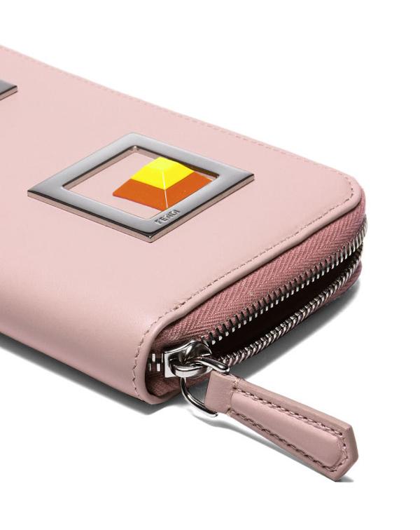 2017春夏新作 FENDI フェンディスーパーコピー ラウンドファスナー長財布 ピンク 8M0299 SL6 F02L0 