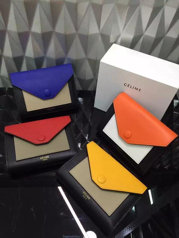 2015/16秋冬新作CELINE セリーヌスーパーコピー 超可愛ポケット付折り小財布