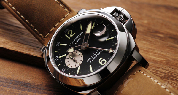 パネライ スーパーコピー PANERAI ルミノール GMT アッチャイオ PAM01088