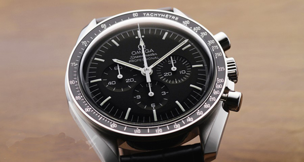 オメガ スーパーコピー OMEGA スピードマスター ムーンウォッチ プロフェッショナル 311.33.42.30.01.001