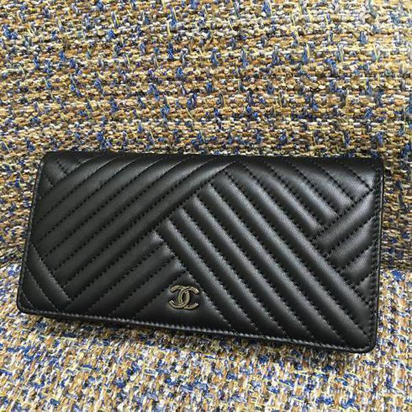 16AW ★SALE★Chanelシャネルスーパーコピー シェブロンBLACK 人気ボタン式長財布