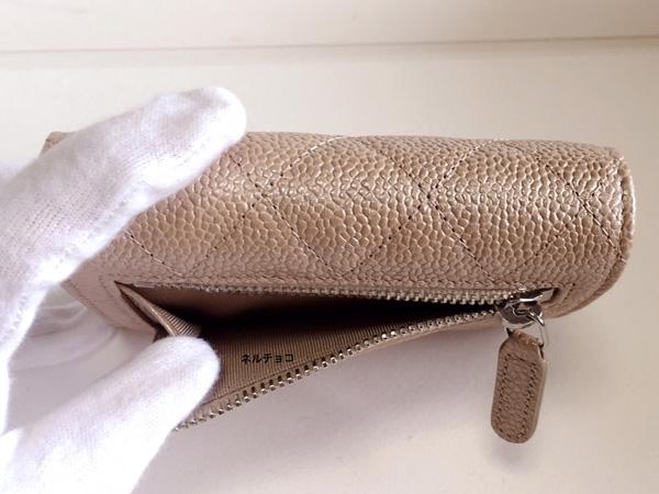 《新作限定♪ミニバッグにも♡》Small Wallet A31504 パールベージュ