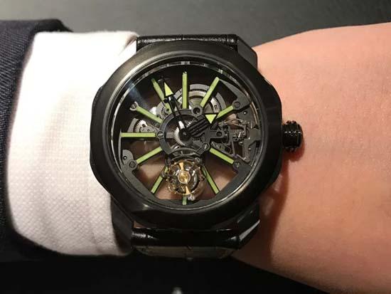 ブルガリ スーパーコピー オクト トゥールビヨン サファイア OCTO TOURBILLON SAPHIR 2017新作