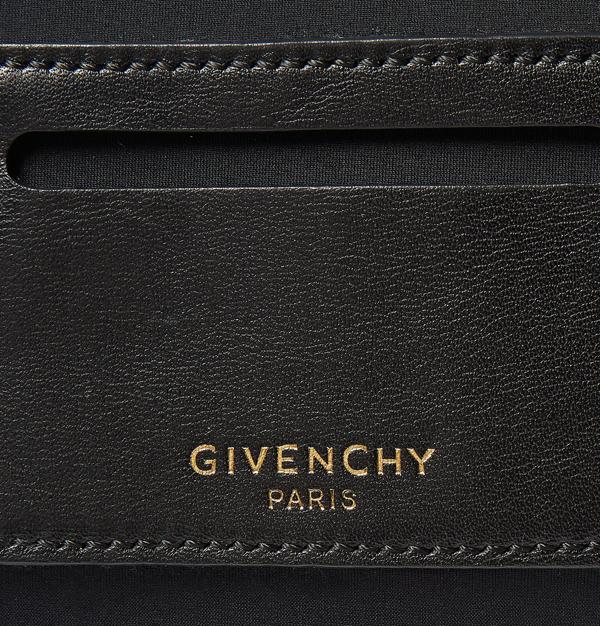 新作GIVENCHY【ジバンシィ スーパーコピー】 STAR-EMBOSSED BACKPACK ブラック6121407