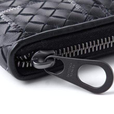 17AW☆BOTTEGA VENETA スーパーコピー☆Metropolis Embroidery 折り財布 NERO 7082807 