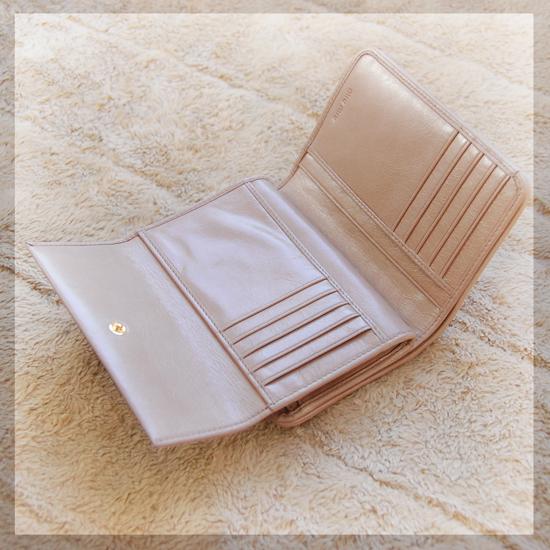 MiuMiu スーパーコピー ギフトOK☆可愛いマトラッセ折財布☆5M1225☆CIPRIA