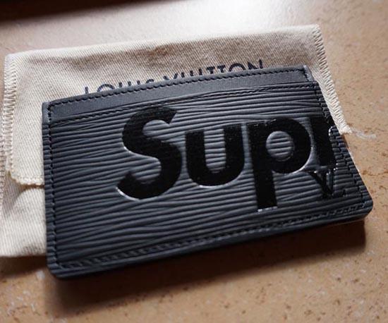 LOUIS VUITTON ポルト カルト・サーンプル Supremeコラボカードケース/ケース/ブラック/エピ×シュプリーム M67753