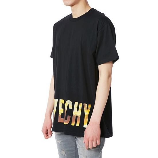 【3~6日お届け】ジバンシィ スーパーコピー ☆ メンズロゴデザインＴシャツ 7131651 001