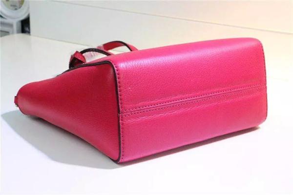 2015☆GUCCI☆グッチスーパーコピー ミニ レザー トップハンドルバッグ ローズ 368827 CAO0G 5535